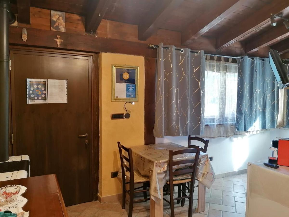 Il Castagneto Bed & Breakfast Camerino Exterior foto